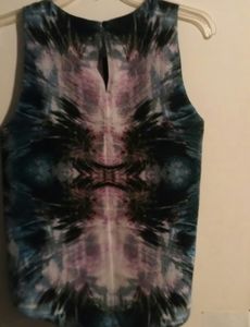 Tart Sz Small Sleeveless Abstract Top EUC